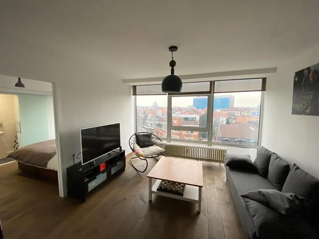 Brussels By Night Panoramic Studio Apartment For 2